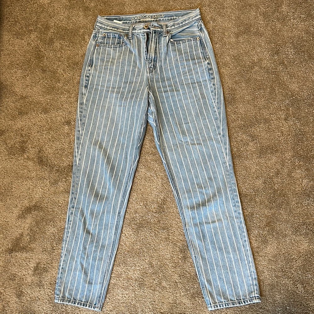 American eagle straight leg mid-rise striped jeans.